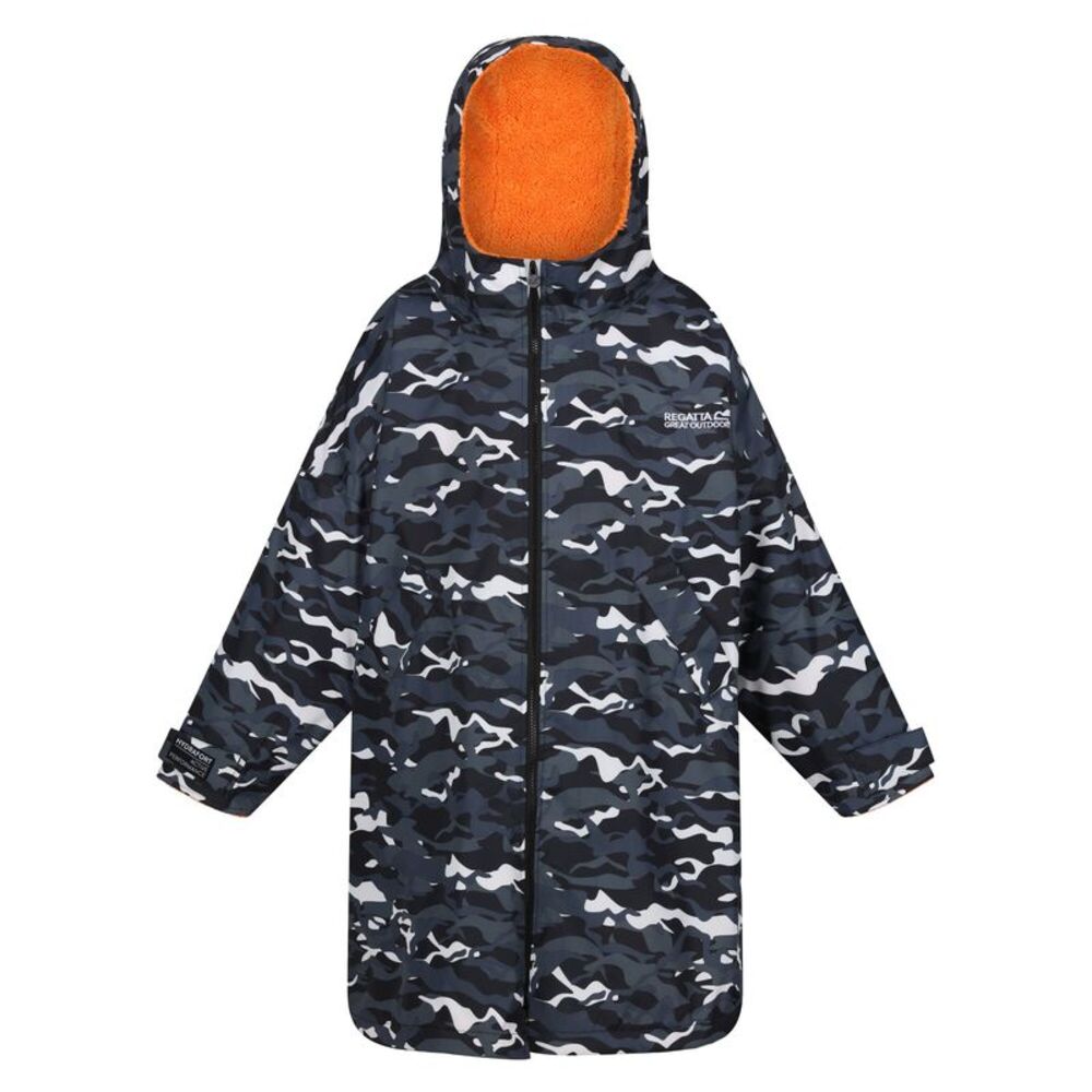 Regatta Childrens/Kids Camouflage Waterproof Changing Robe / Black/Persimmon